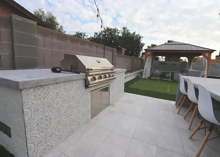 Blue Agave With Heated Pool & Outdoor Living Phoenix