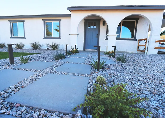 Blue Agave With Heated Pool & Outdoor Living * Phoenix